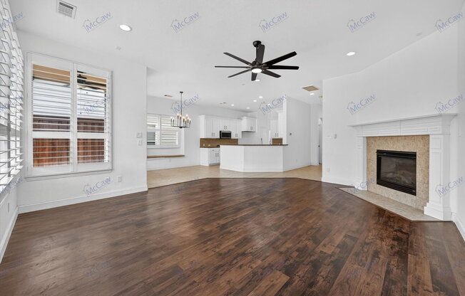 2208 GRIZZLY RUN LN
