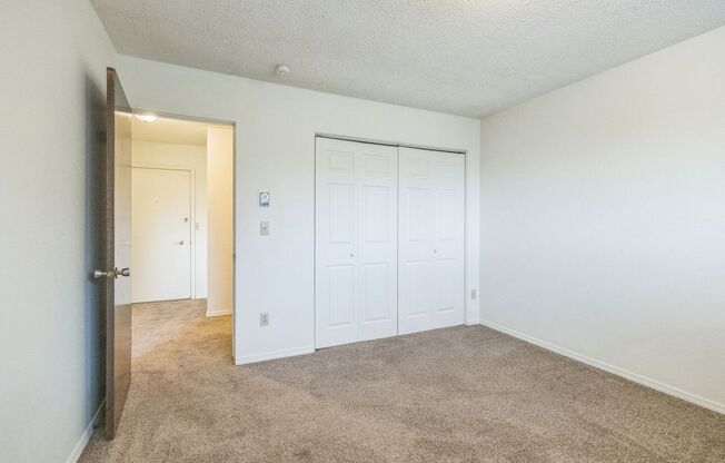 1 bed, 1 bath, 665 sqft, $895, Unit 10