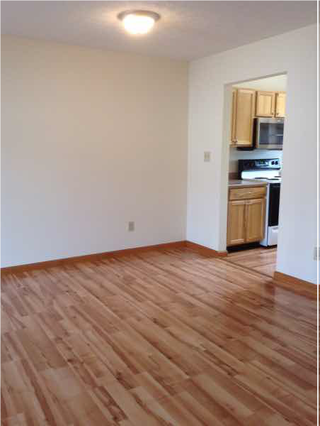 4 beds, 3 baths, 1,635 sqft, $1,500, Unit 1471 West Rockcrest Drive