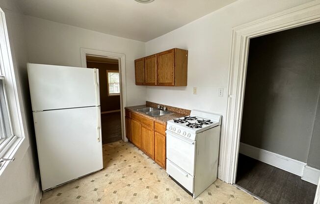 2 beds, 1 bath, $850