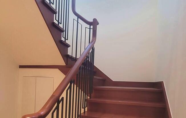 6 beds, 4.5 baths, 6,000 sqft, $55,000, Unit PHA