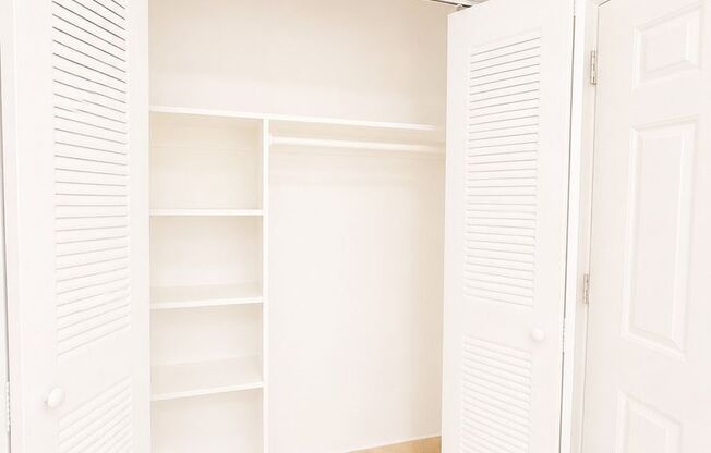 1 bed, 1 bath, 750 sqft, $1,750, Unit C04