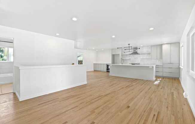 Incredible 4 bedroom Home in Southeast Denver