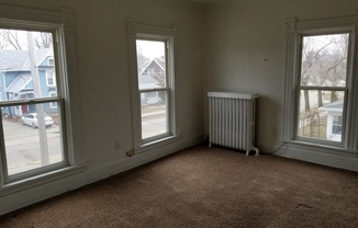 1 bed, 1 bath, $750, Unit #2