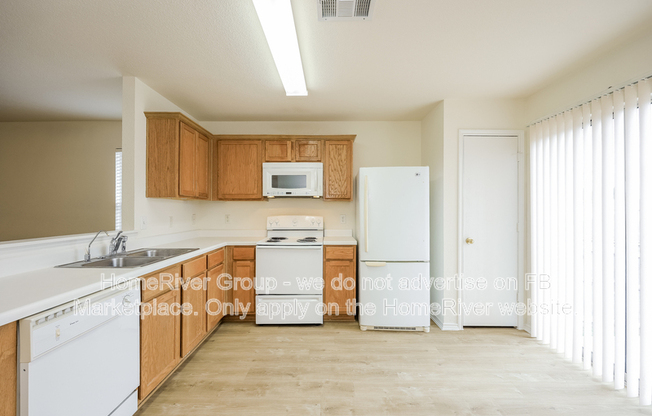 14211 YELLOW WARBLER