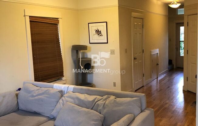 Beautiful Townhome with a Location You Can't Beat!!