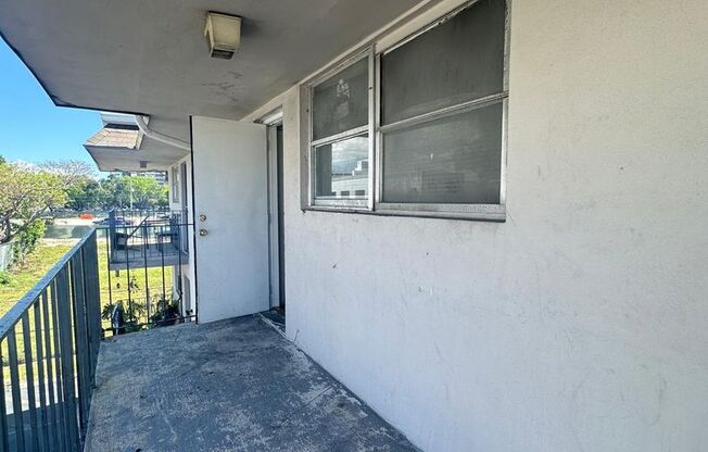 1 bed, 1 bath, 650 sqft, $1,650, Unit 1600-305