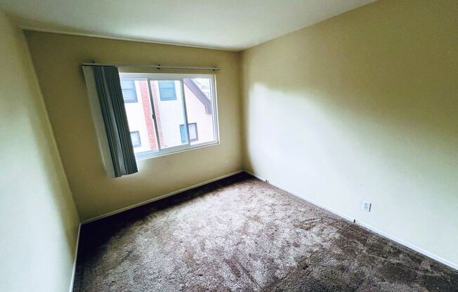 249 E. Bellevue