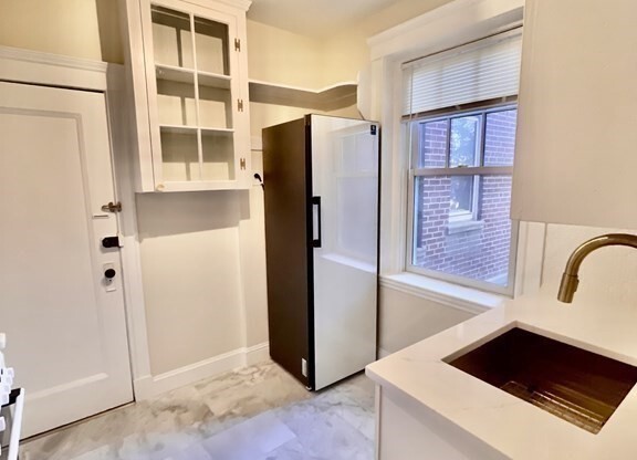 1697-1699 Cambridge St