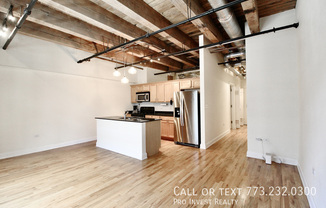 106 N Aberdeen St 3C