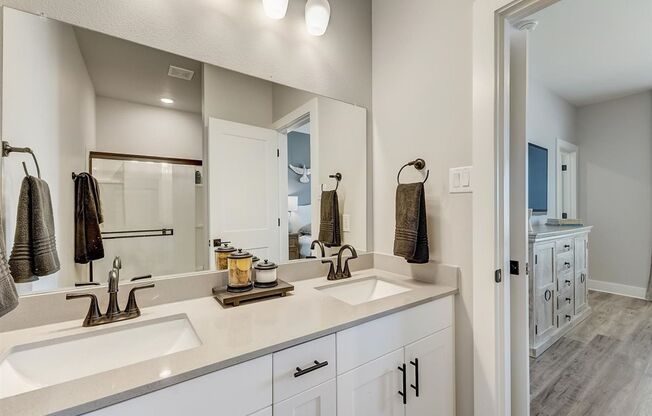 3 beds, 2.5 baths, 1,184 sqft, $1,750, Unit 4525 Colosseum Way