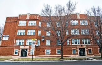 1448 W 83rd
