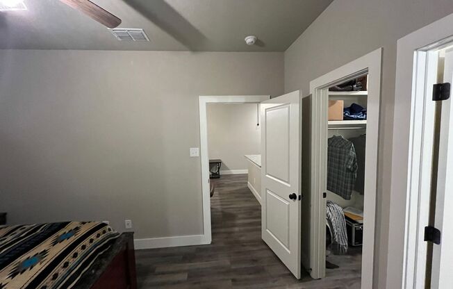 4717 121st Place- Garage Apt.