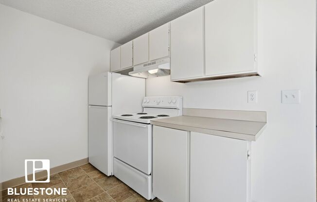2 beds, 1 bath, 1,000 sqft, $1,325, Unit 31