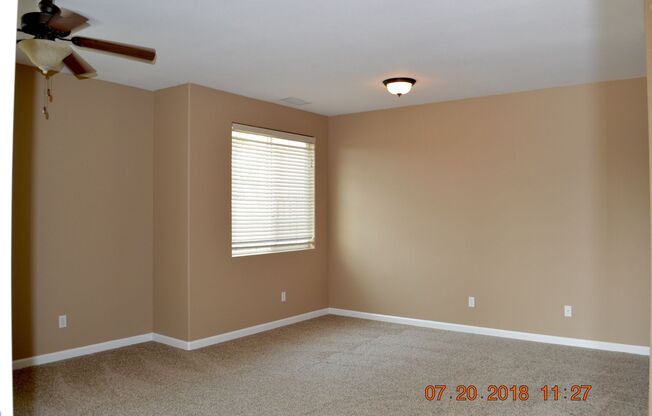 Beautiful 2 Bedroom 2 Bath Duplex at the end of cul-de-sac in Sparks.