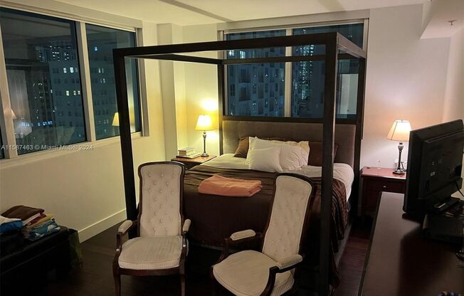 1 bed, 2 baths, $3,295, Unit # 1808