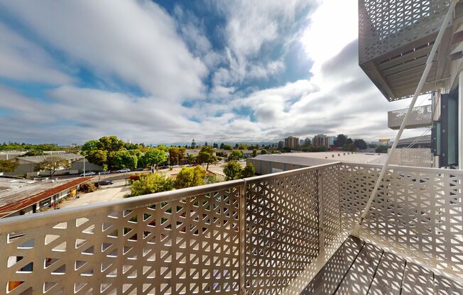 Studio, 1 bath, 473 sqft, $1,895, Unit 421