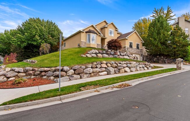 4 Bedroom/ 4 Bathroom Home In Draper