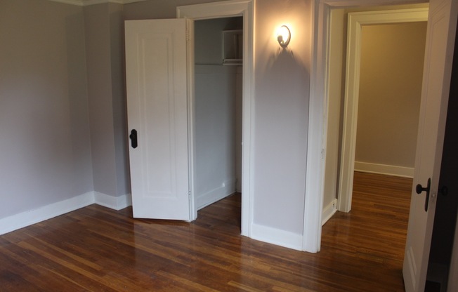1 bed, 1 bath, 844 sqft, $1,425, Unit 1N
