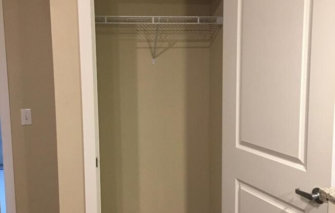 1 bed, 1 bath, $1,695, Unit 4838-304