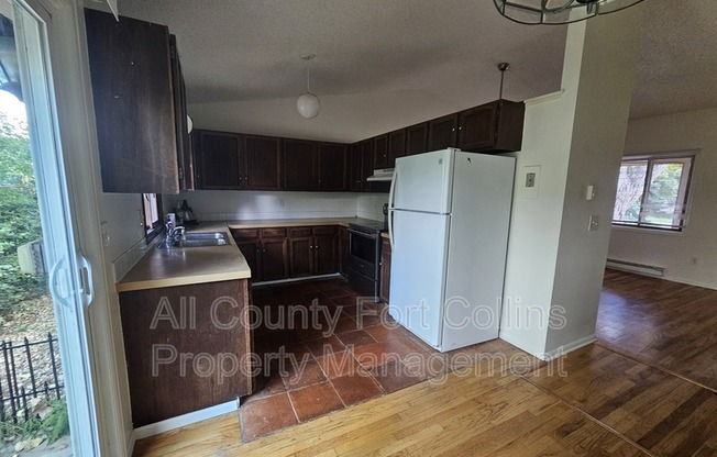 2625 ADOBE DR