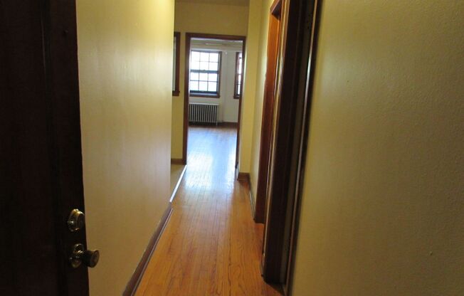 Studio, 1 bath, 450 sqft, $1,140, Unit Unit #C