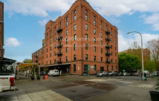 1 bed, 1 bath, $2,599, Unit UNIT 309