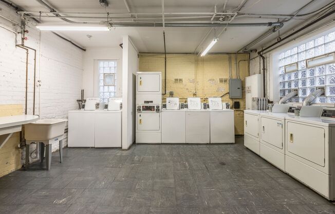 Studio, 1 bath, $1,095, Unit 103