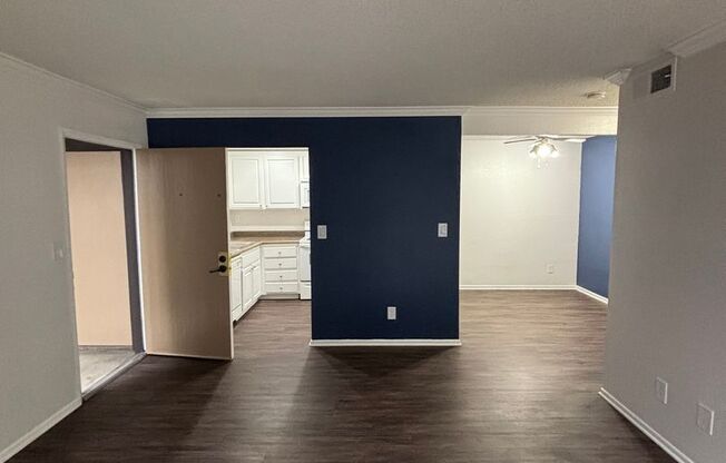 1 bed, 1 bath, 750 sqft, $2,340, Unit 1611