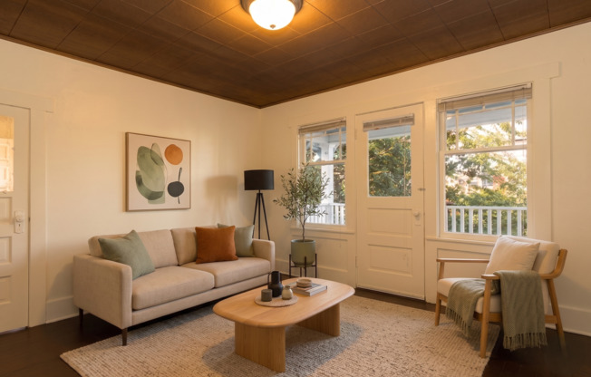 Evanston Apartments - Located on the north side of Fremont