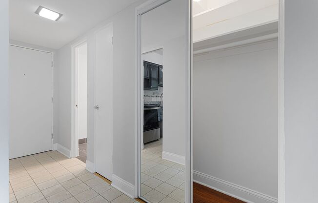 1 bed, 1 bath, 653 sqft, $1,735, Unit 4A