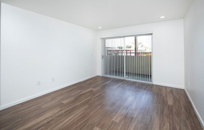 2 beds, 2 baths, 965 sqft, $2,995, Unit 138