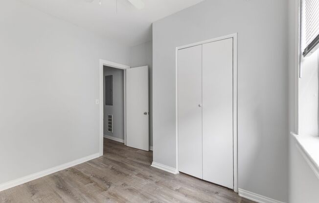 3 beds, 1 bath, 632 sqft, $2,450, Unit 1460-110