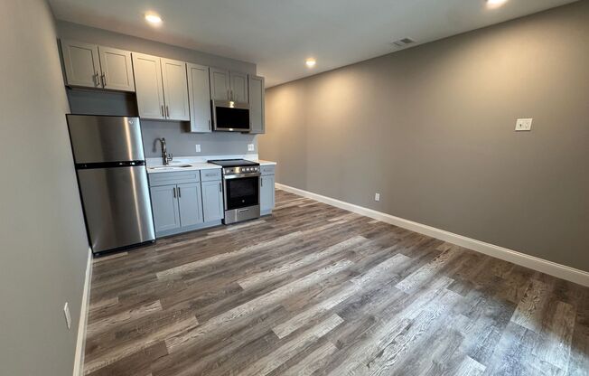1 bed, 1 bath, 435 sqft, $2,200, Unit 310