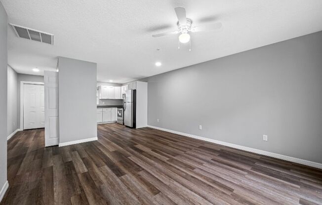 3 beds, 1.5 baths, 908 sqft, $1,595, Unit 173