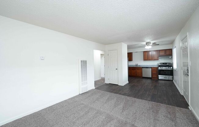 Stonebrook -7002 East Parkway Sacramento, CA. 95823