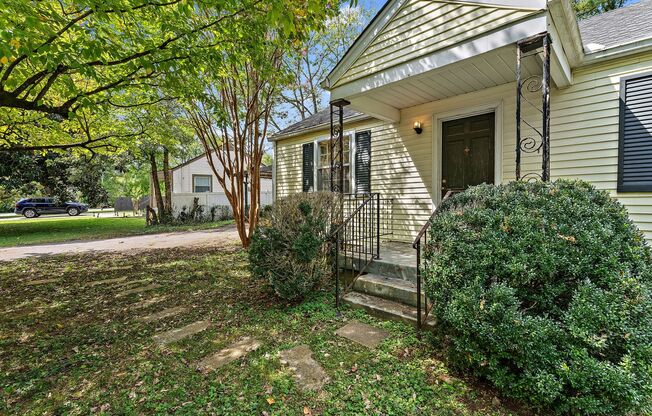 Quaint Woodbine Single Family Home