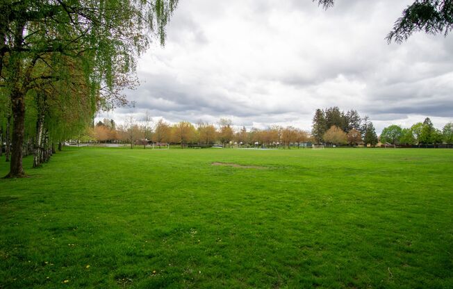 2 beds, 1 bath, 940 sqft, $1,395, Unit 210