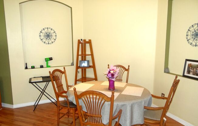 2/2 Villa in gated community