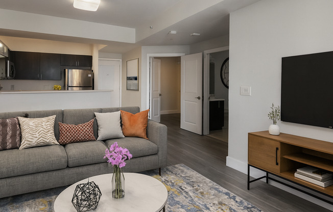 401 SW 17 th Ave, Miami, 33135