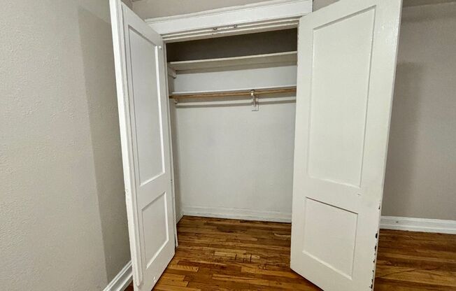 Studio, 1 bath, 430 sqft, $805, Unit 3201-21