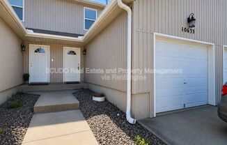 10633 N LOCUST CT