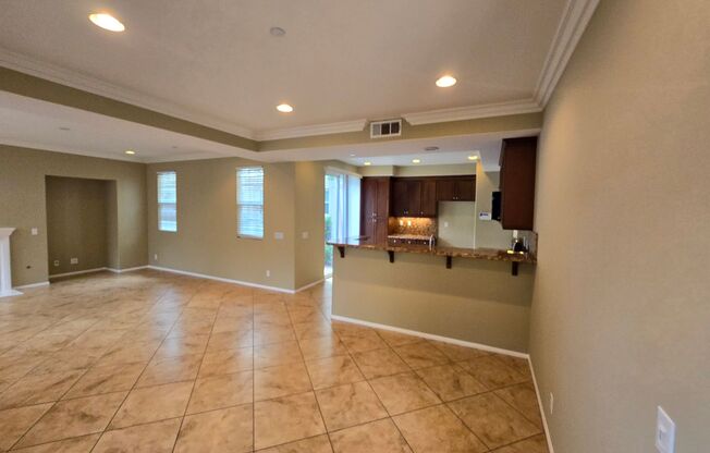 Columbus Square: 3 Bedroom 2.5 Bath Attached Townhome,