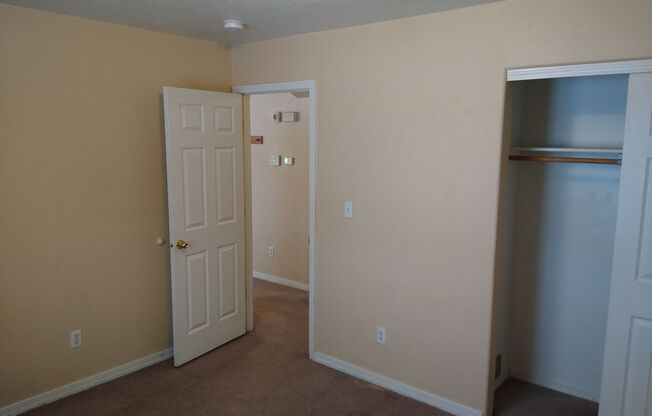 2 beds, 1 bath, $1,350