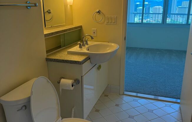 1 bed, 1 bath, $2,700