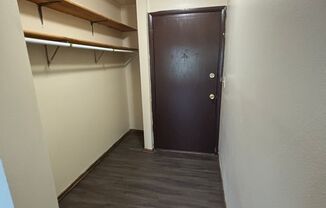 Spacious 1bedroom apartment - HEAT INCLUDED!