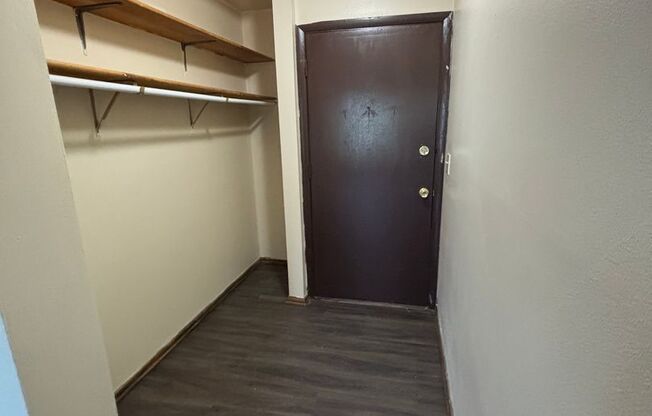 Spacious 1bedroom apartment - HEAT INCLUDED!