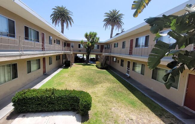 1 bed, 1 bath, 750 sqft, $1,825, Unit 09