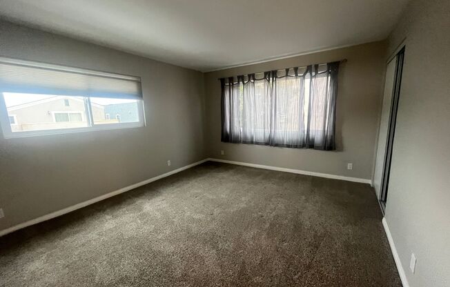 3 beds, 2 baths, $4,500