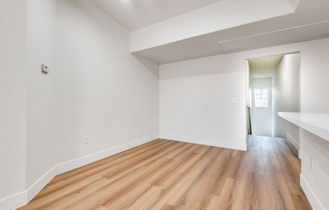 2 beds, 2 baths, $1,475, Unit # 2174